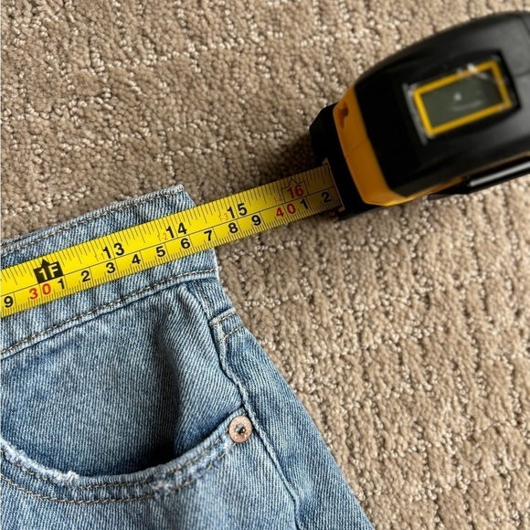 AERO Mom Short Denim Jean Shorts Button Fly Women's Size 2 - Picture 5 of 7